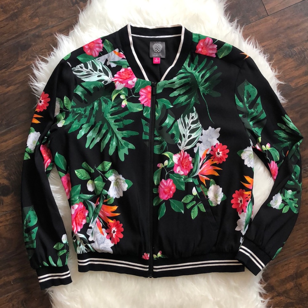 Vince Camuto Palm Jacket - Picture 1 of 8